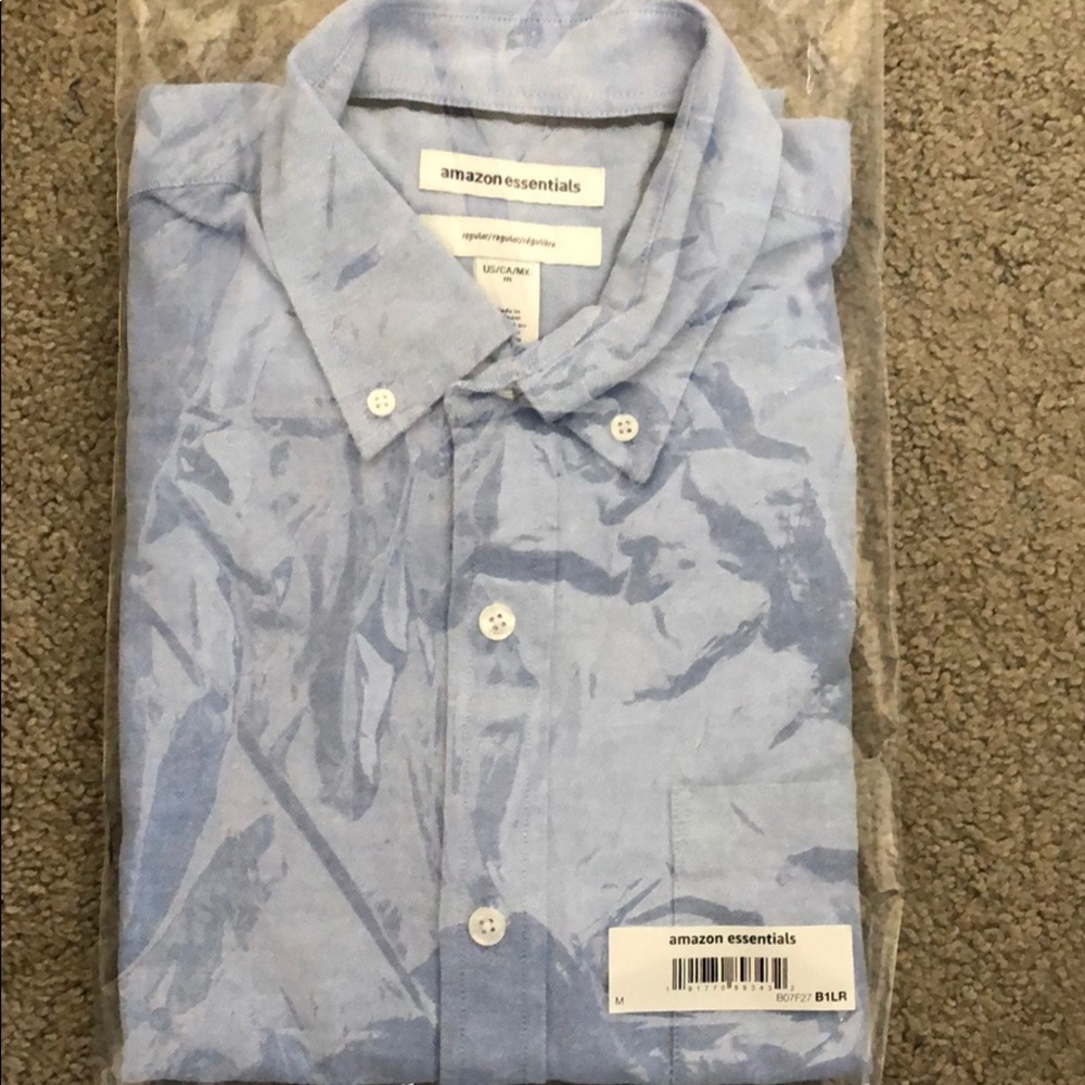 men’s blue buttondown